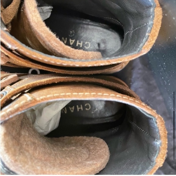 100% Authentic Chanel Brown Suede Combat Boots size 37.5 / 7 w/ BOX and dust bag - Picture 8 of 11